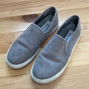 Steve Madden slip-on sneaker